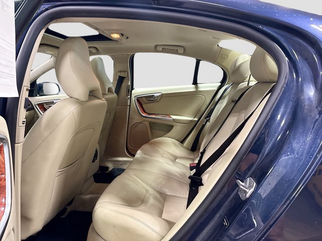 Used 2015 Volvo S60 T5 Platinum w/ Climate Package AWD/4WD image 18