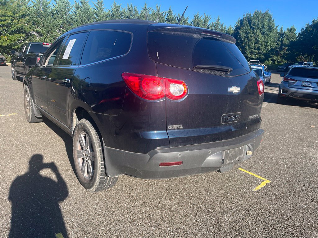 Used 2011 Chevrolet Traverse LT w/ Personal Connectivity Package FWD image 5