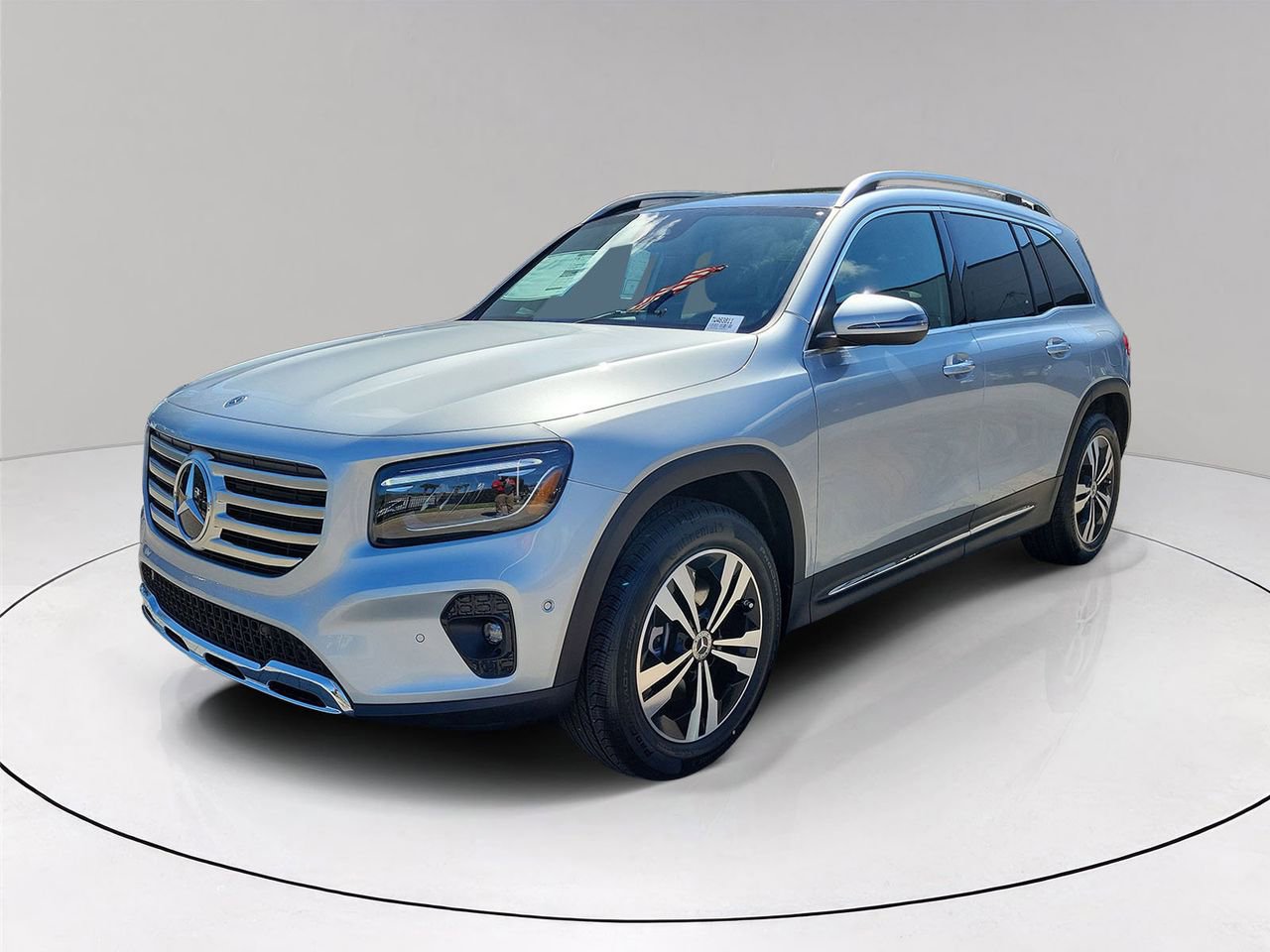 New 2026 Mercedes-Benz GLB 250 image 3