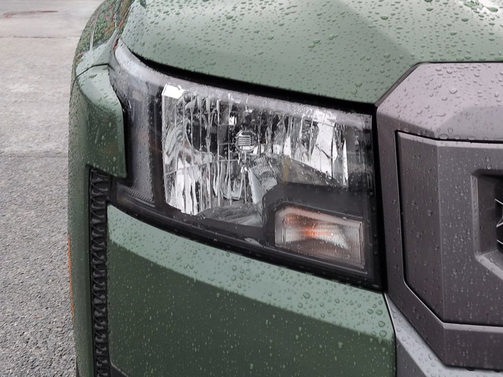 Certified 2025 Nissan Frontier SV w/ SV Convenience Package RWD image 10