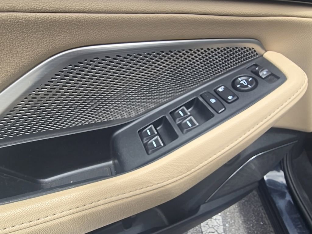 Used 2023 Acura MDX FWD image 16