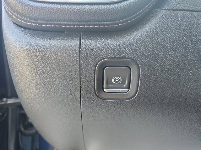 Used 2020 Chevrolet Silverado 2500 High Country w/ Z71 Off-Road Package image 33