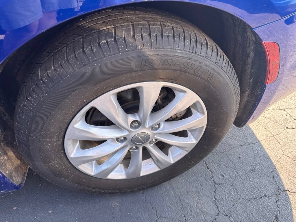 Used 2019 Chrysler Pacifica Touring-L FWD image 14