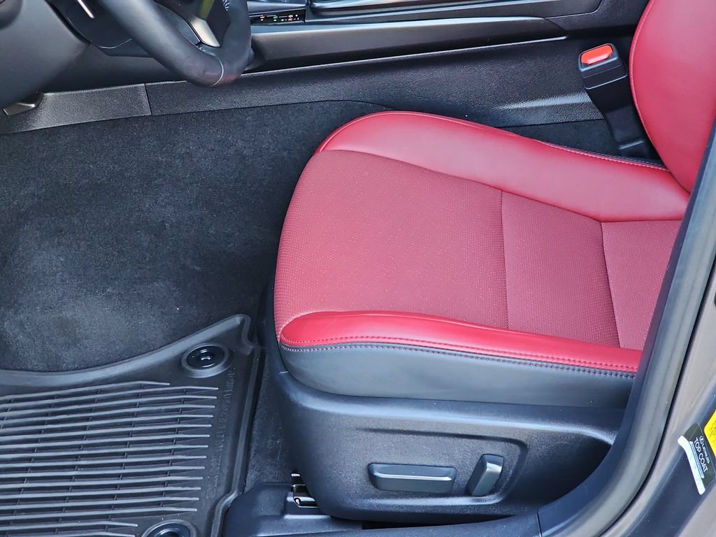 Certified 2025 Lexus IS 300 F Sport w/ Accessory Package 2 AWD/4WD image 30