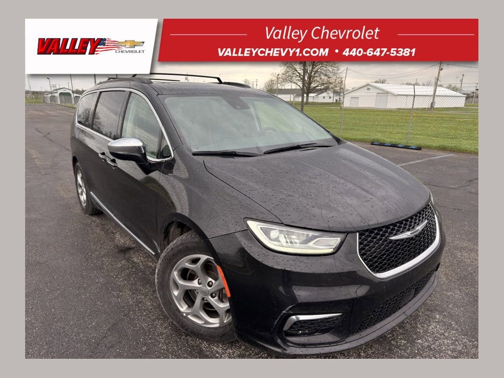 Used 2023 Chrysler Pacifica Limited