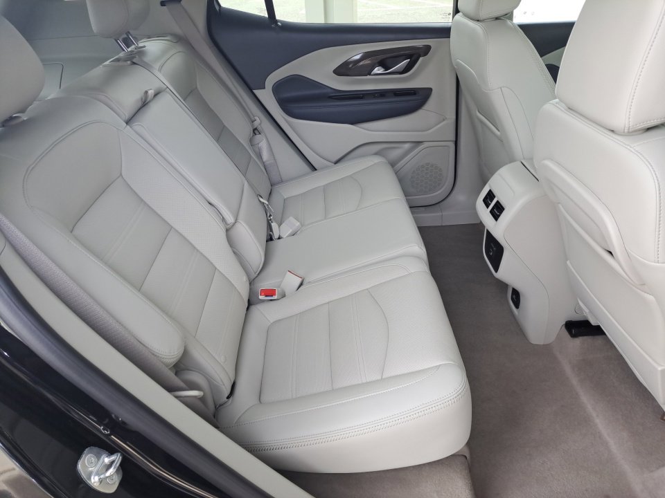 Used 2024 GMC Terrain Denali image 14