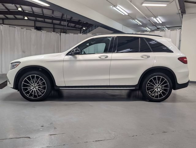 Used 2019 Mercedes-Benz GLC 300 4MATIC w/ Exterior Lighting Package image 25