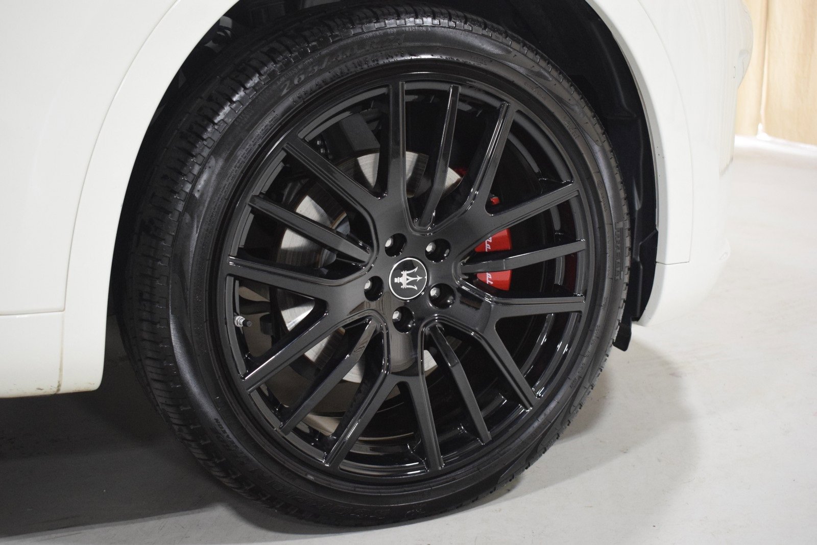 Certified 2022 Maserati Levante GT image 18