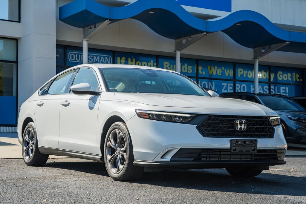 Certified 2023 Honda Accord EX image 1