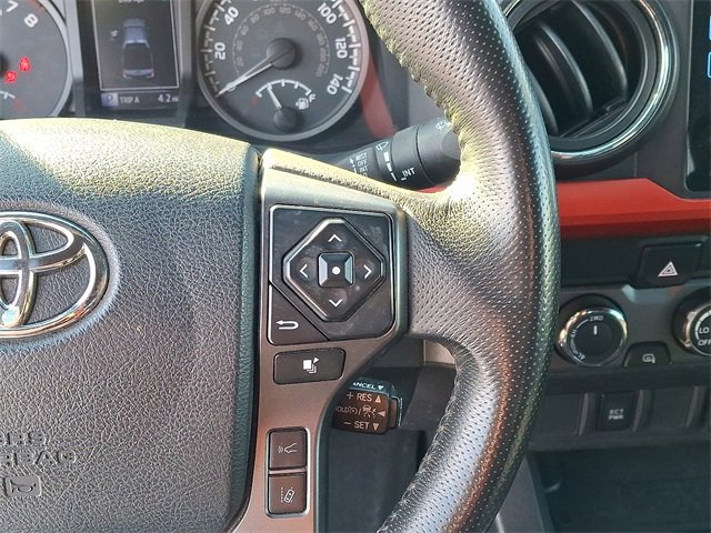 Used 2019 Toyota Tacoma TRD Off-Road image 21