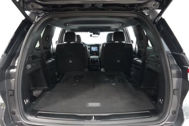 Used 2023 Jeep Grand Cherokee L Altitude image 35