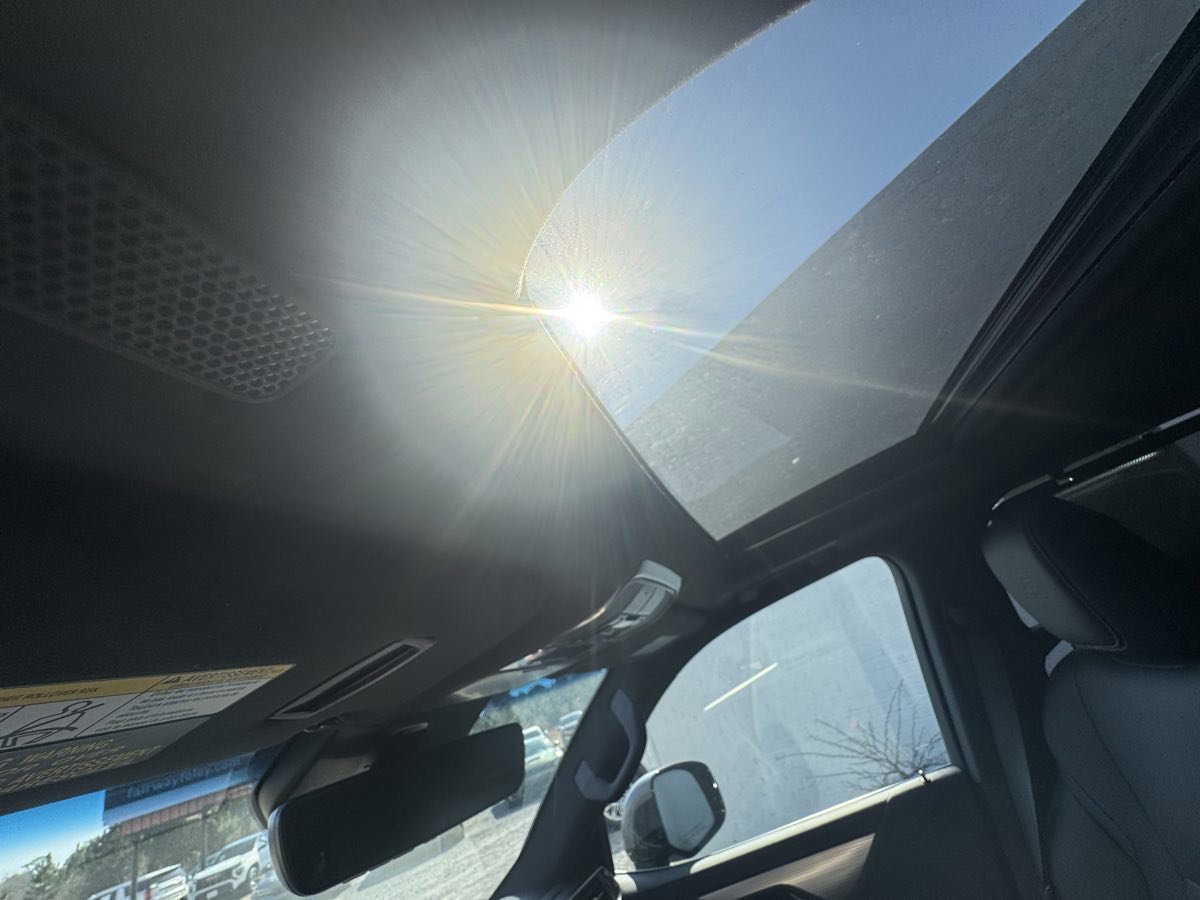 Used 2023 Lexus LX 600 F Sport image 19