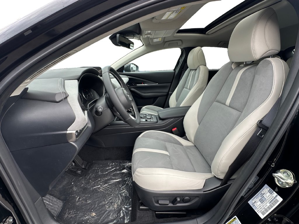 New 2026 MAZDA CX-30 2.5 Turbo Aire Edition AWD/4WD image 9