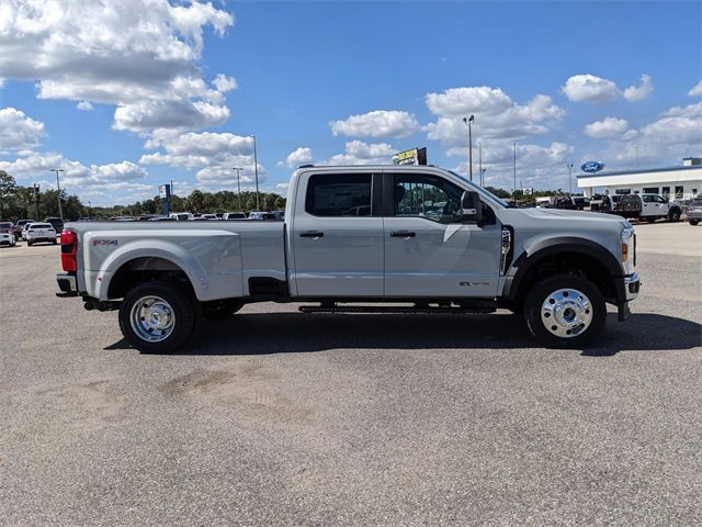 New 2026 Ford F450 XL image 2