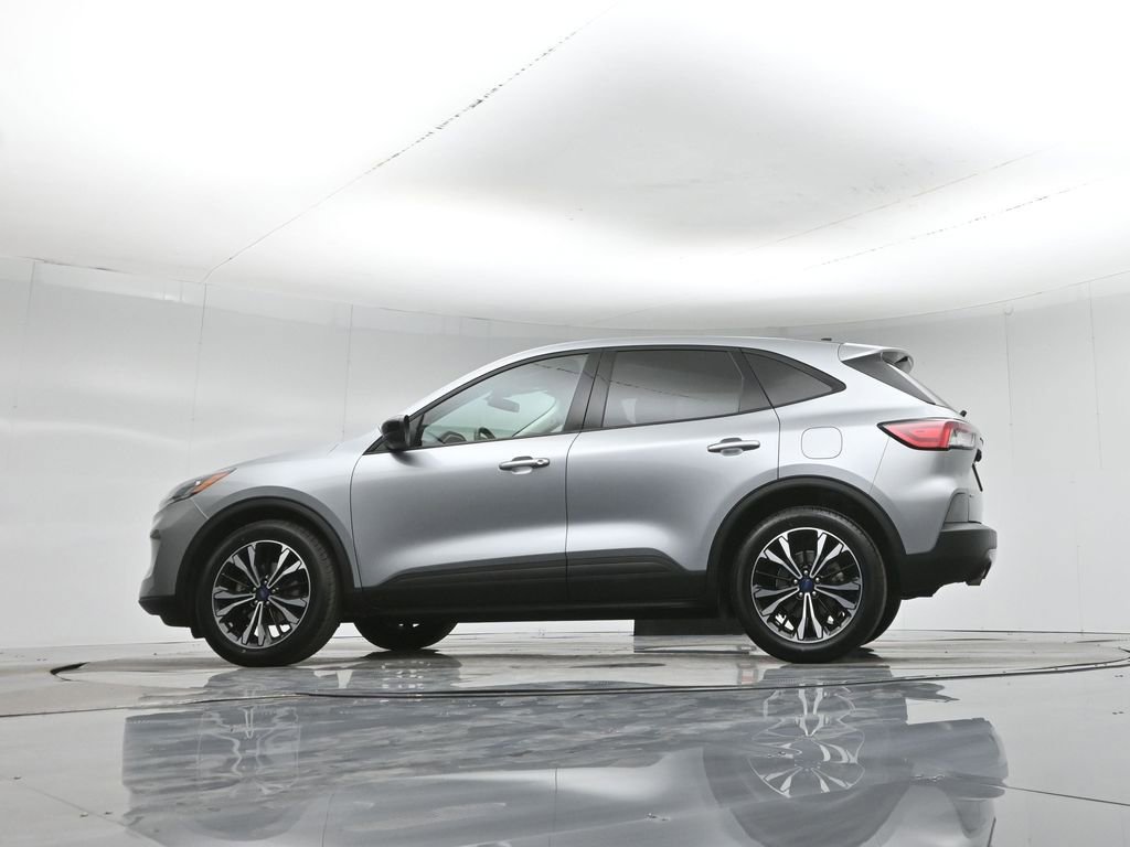 Certified 2022 Ford Escape SE w/ SE Sport Appearance Package image 55