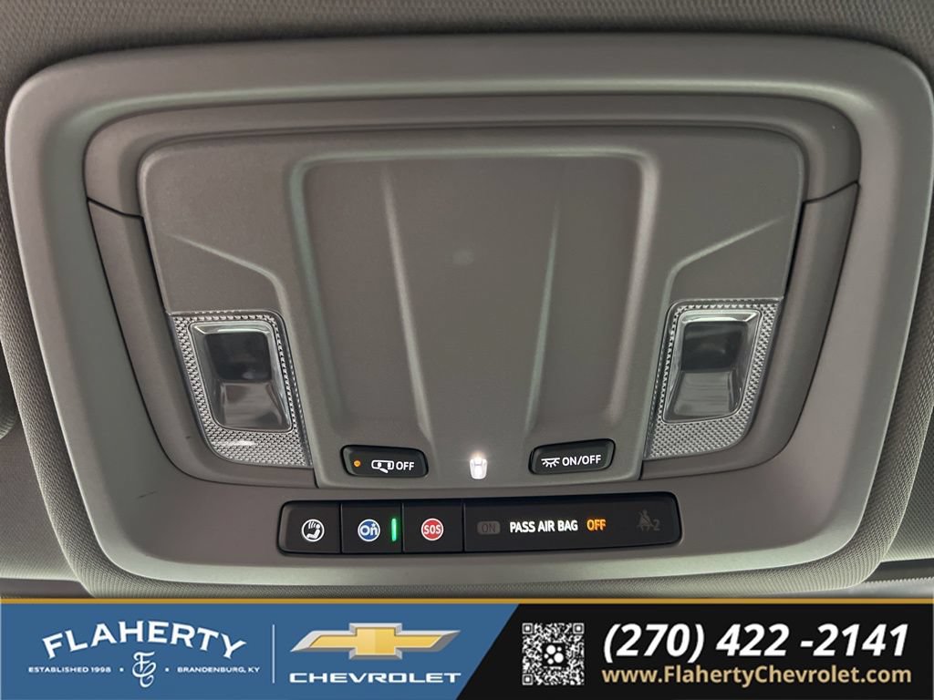 Used 2025 Chevrolet Silverado 1500 LT AWD/4WD image 32
