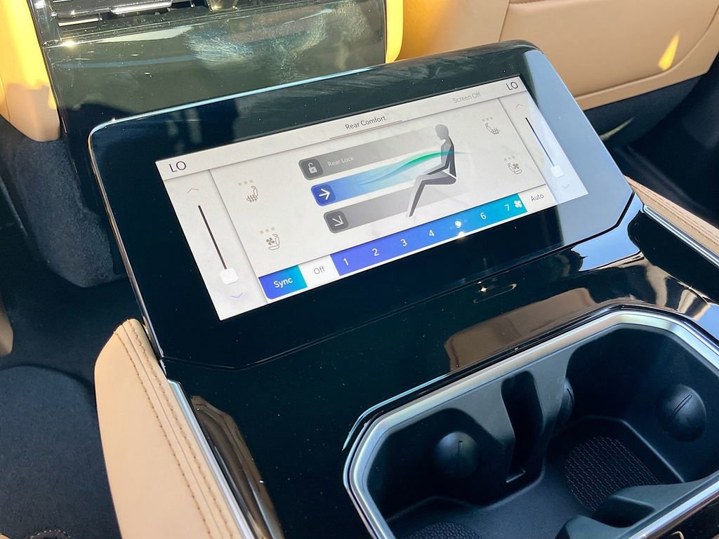 New 2026 Jeep Grand Wagoneer Summit AWD/4WD image 27