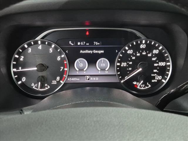 Used 2023 Nissan Titan SV w/ SV Convenience Package RWD image 11