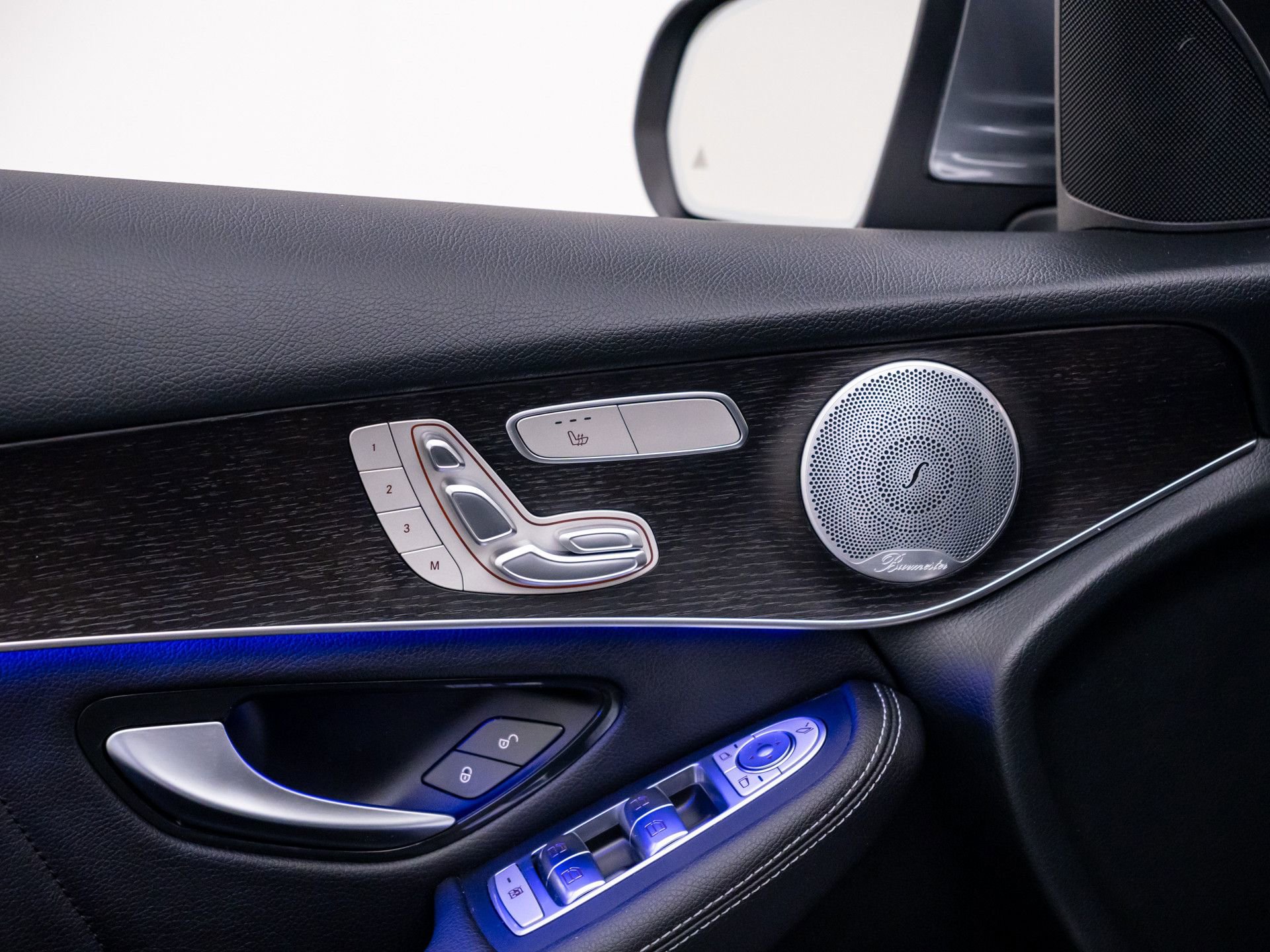 Used 2020 Mercedes-Benz GLC 300 4MATIC image 13