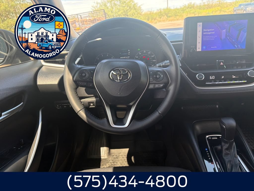 Used 2025 Toyota Corolla SE FWD image 13