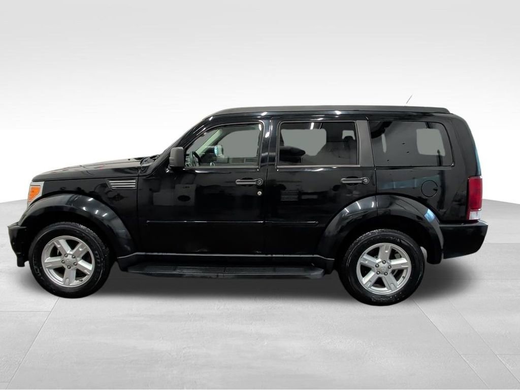 Used 2007 Dodge Nitro SLT AWD/4WD image 2