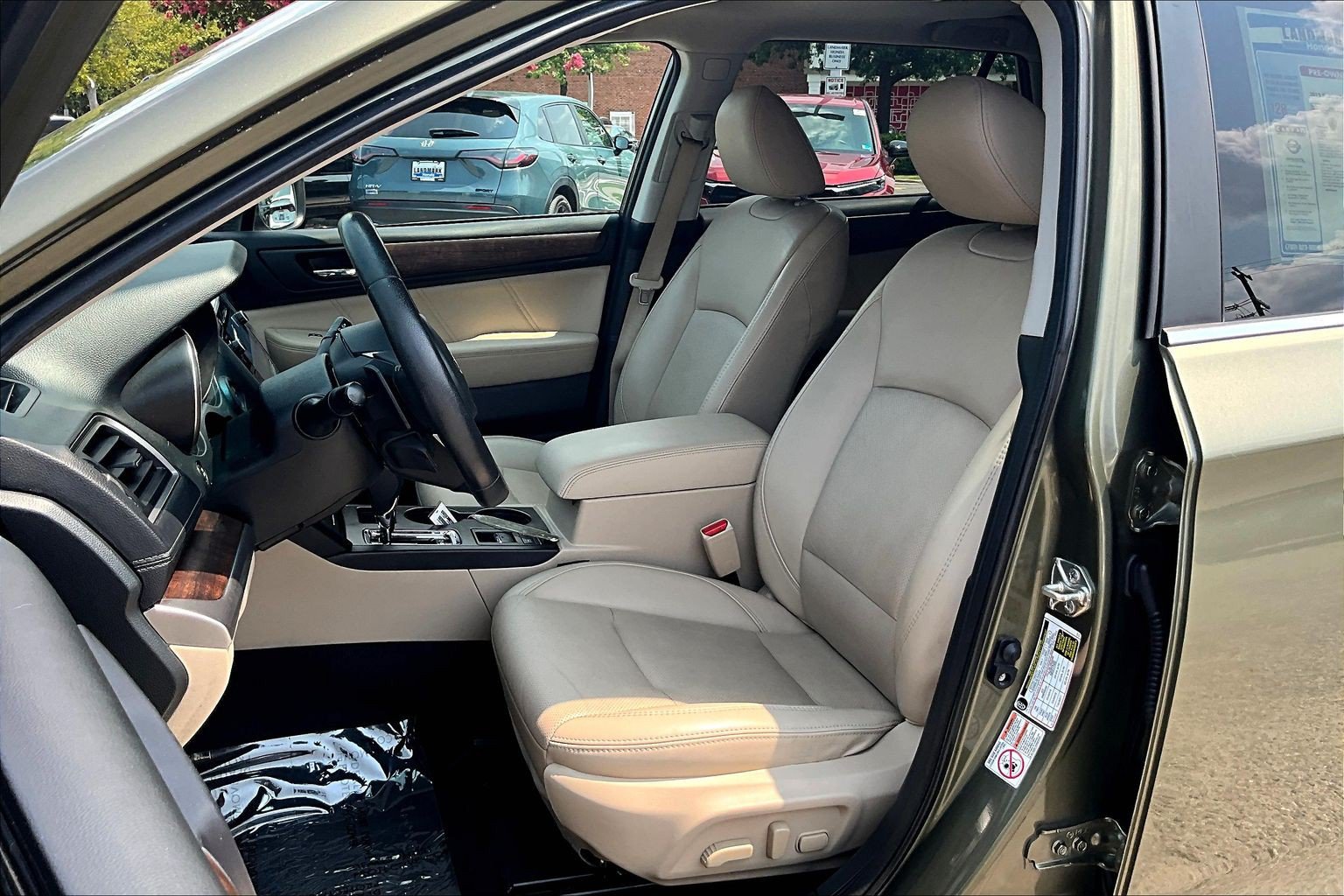 Used 2019 Subaru Outback 2.5i Limited w/ Popular Package #2 AWD/4WD image 27