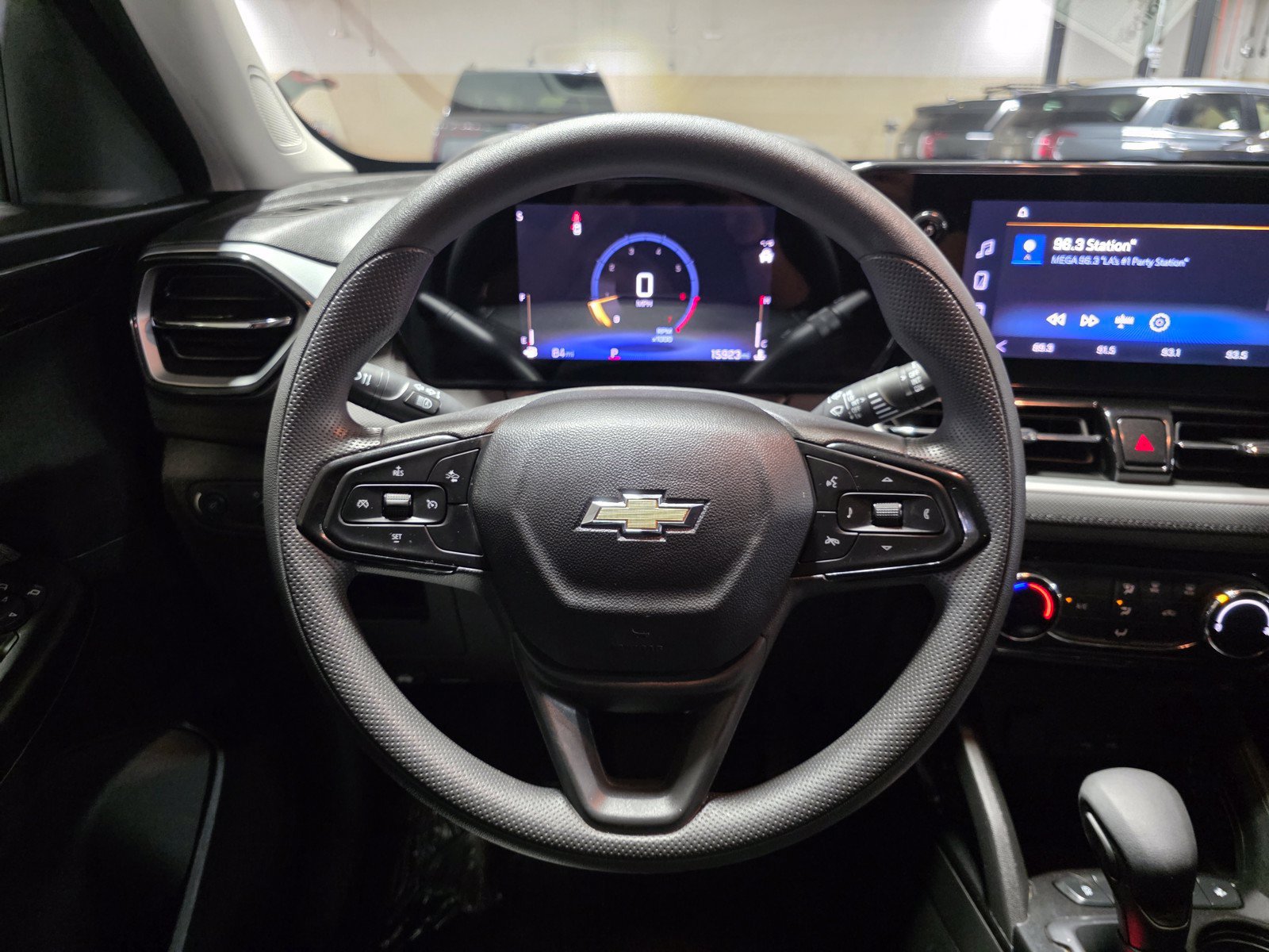 Used 2024 Chevrolet TrailBlazer LT FWD image 29