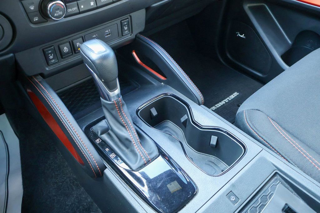 Used 2024 Nissan Frontier Pro-X w/ Pro Convenience Package image 15