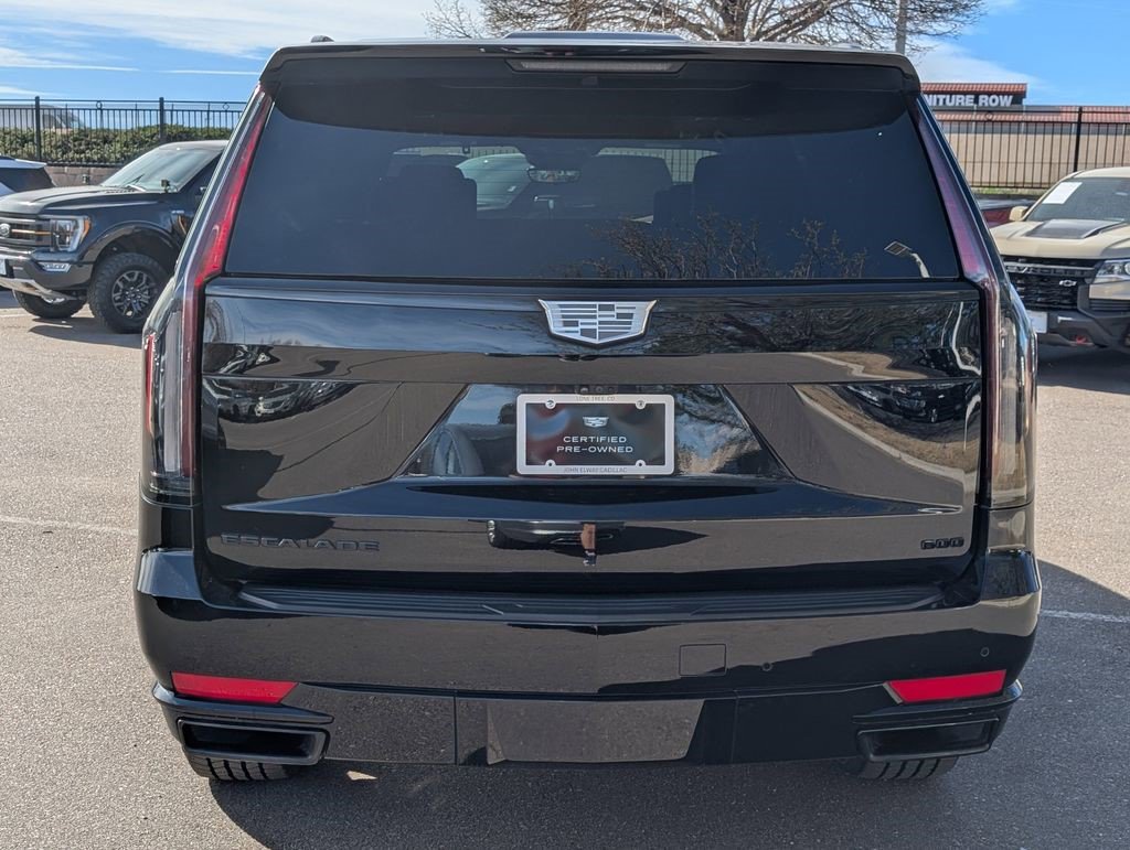 Certified 2022 Cadillac Escalade Sport Platinum w/ LPO, ONYX Package AWD/4WD image 4