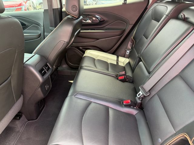 Used 2022 GMC Terrain AT4 w/ Tech Package AWD/4WD image 9