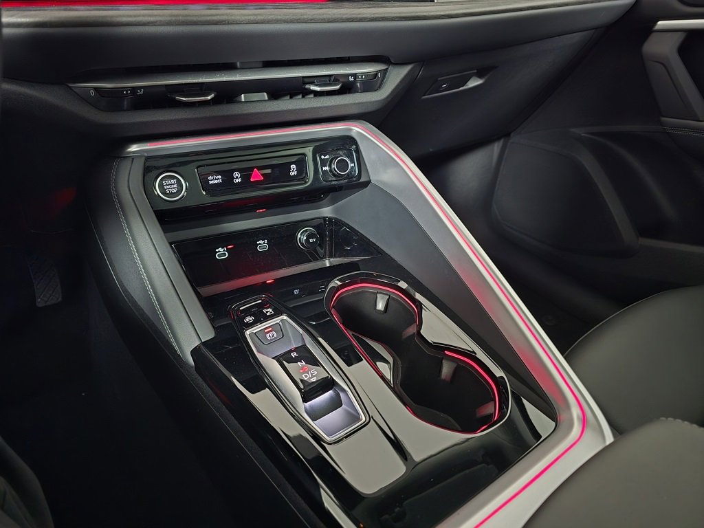 Certified 2025 Audi Q5 Premium w/ Convenience Package image 26