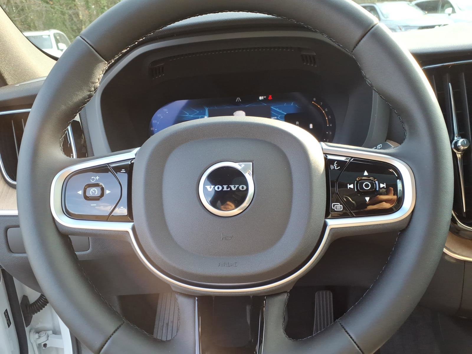 New 2026 Volvo XC60 B5 Core w/ Climate Package AWD/4WD image 22