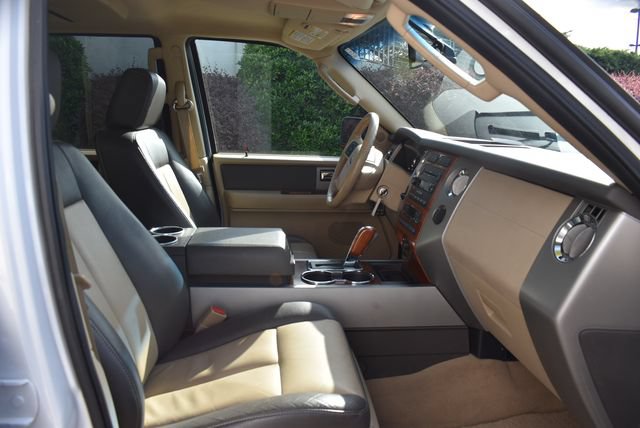 Used 2007 Ford Expedition Eddie Bauer RWD image 28