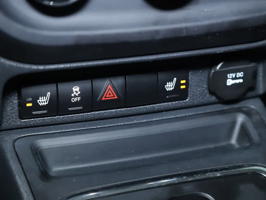 Used 2014 Jeep Patriot High Altitude FWD image 28