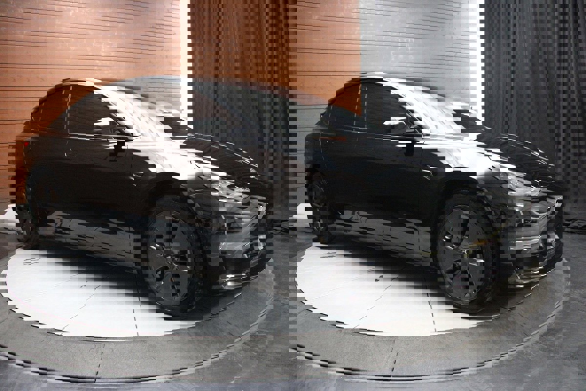 Used 2023 Tesla Model 3 Long Range image 32