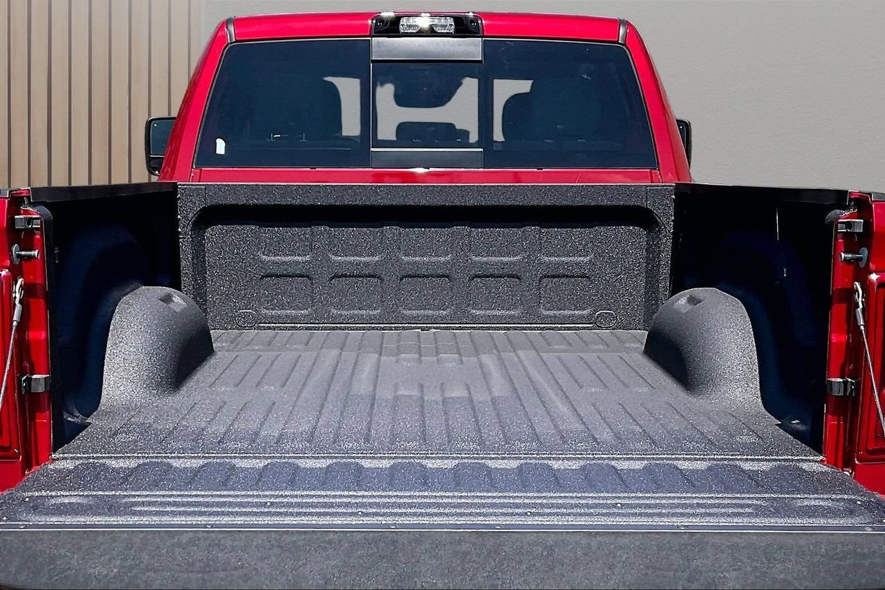 New 2026 RAM 2500 Big Horn AWD/4WD image 24
