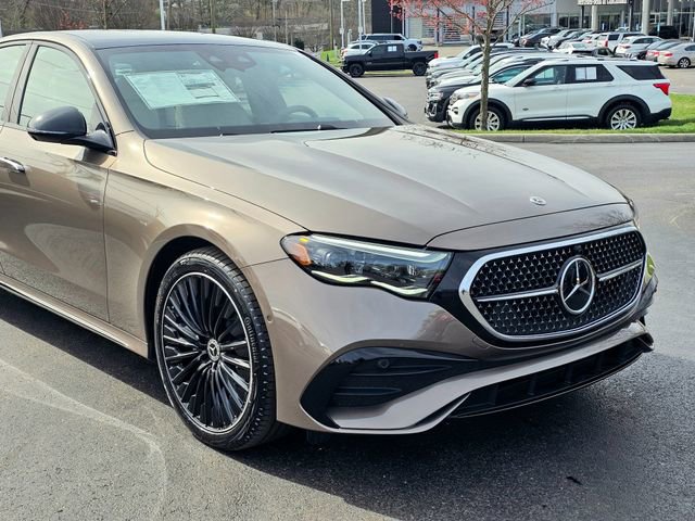 New 2026 Mercedes-Benz E 350 4MATIC Sedan image 2