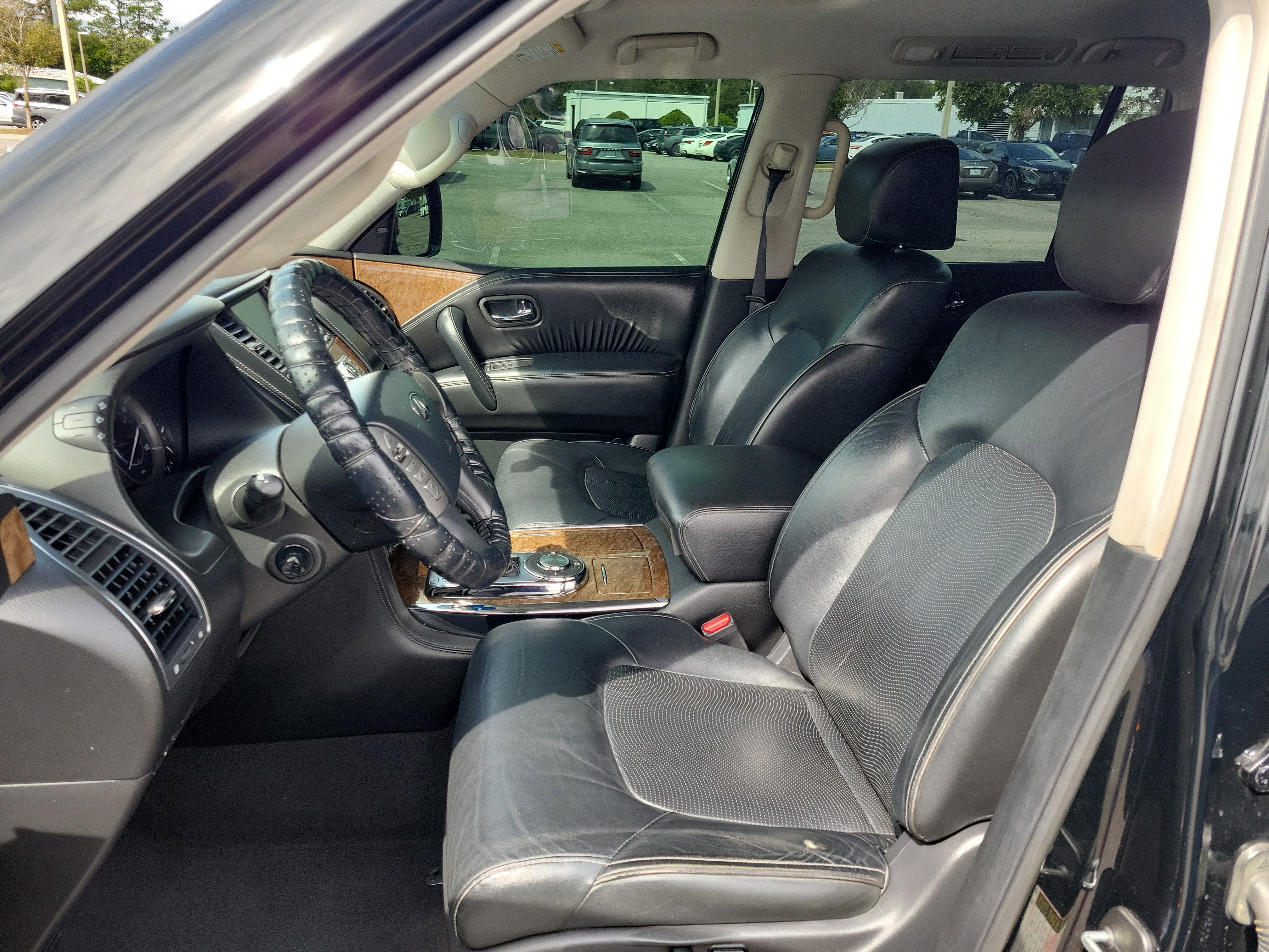Used 2016 INFINITI QX80 Luxe w/ 22" Wheel Package image 18
