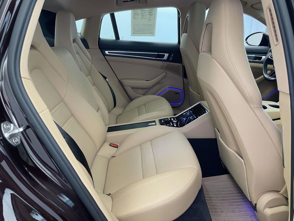 Certified 2022 Porsche Panamera 4 Platinum Edition AWD/4WD image 22