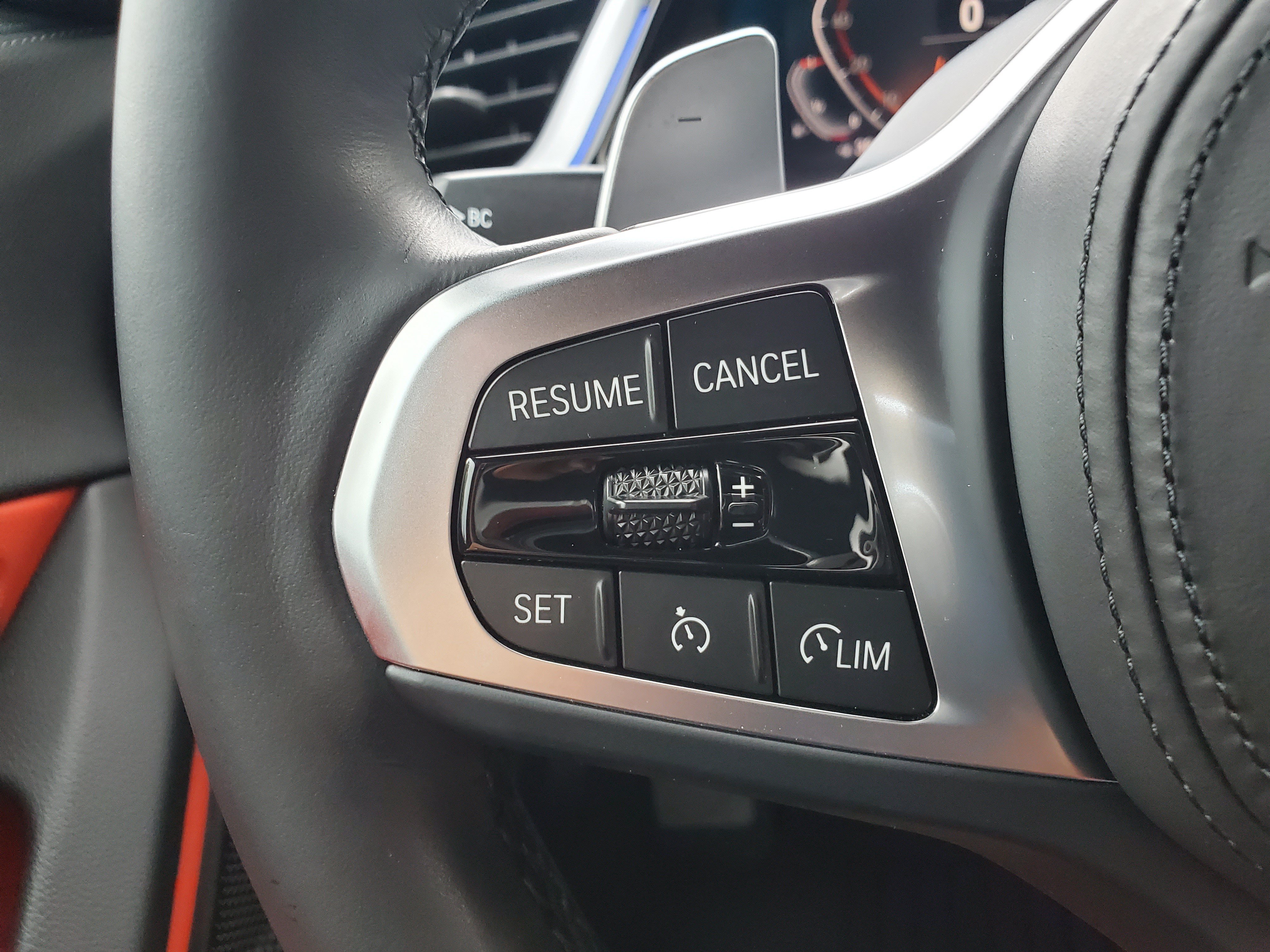 Certified 2024 BMW Z4 sDrive30i w/ Convenience Package RWD image 13