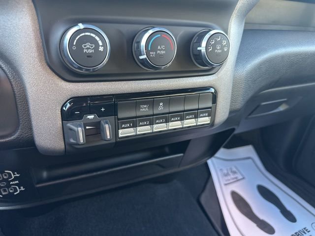 Used 2024 RAM 2500 Tradesman w/ Chrome Appearance Group AWD/4WD image 37