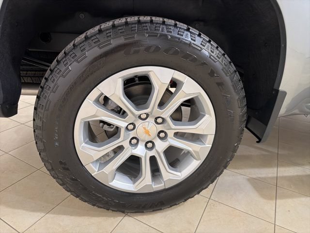 New 2026 Chevrolet Silverado 1500 LTZ w/ Technology Package AWD/4WD image 30
