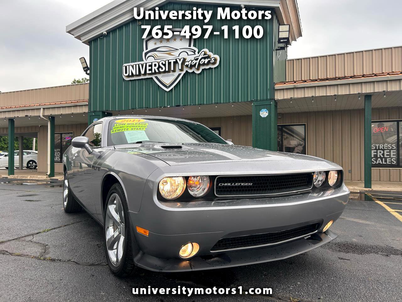 Used 2014 Dodge Challenger R/T image 1