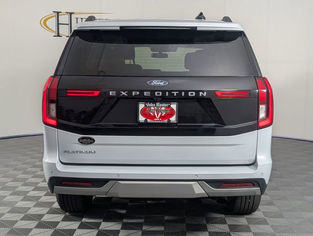 Used 2025 Ford Expedition Platinum AWD/4WD image 6