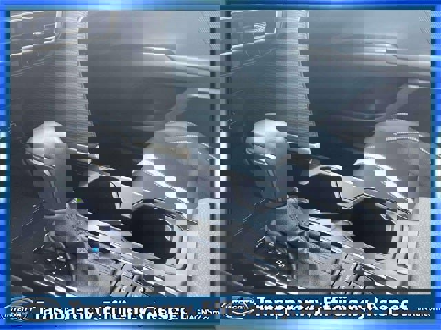 Used 2025 Toyota Camry SE image 31