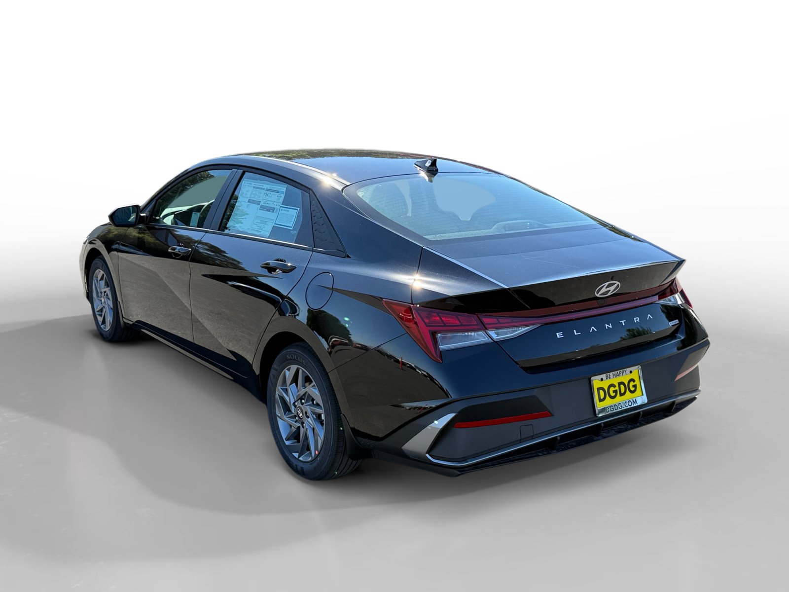 New 2026 Hyundai Elantra Hybrid FWD image 3