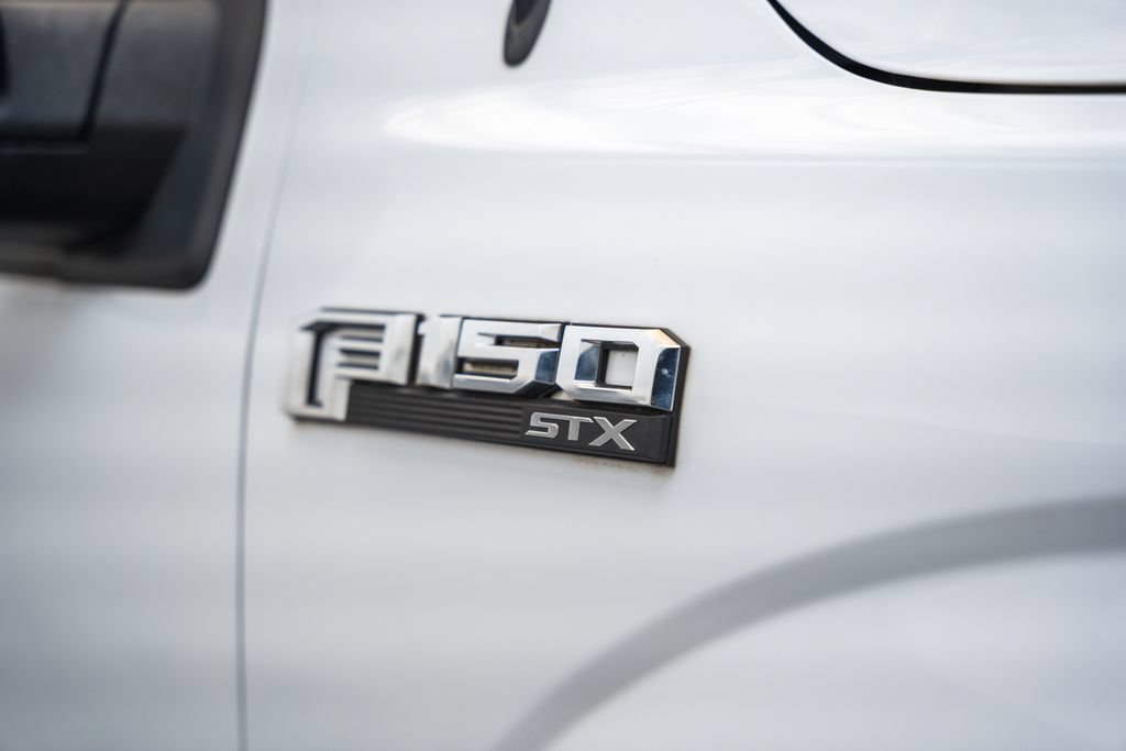 Used 2018 Ford F150 XL w/ Equipment Group 101A Mid AWD/4WD image 16