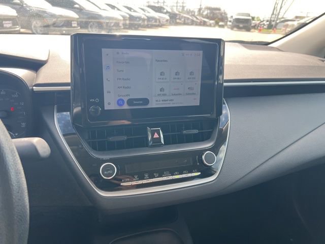 Used 2024 Toyota Corolla LE FWD image 9