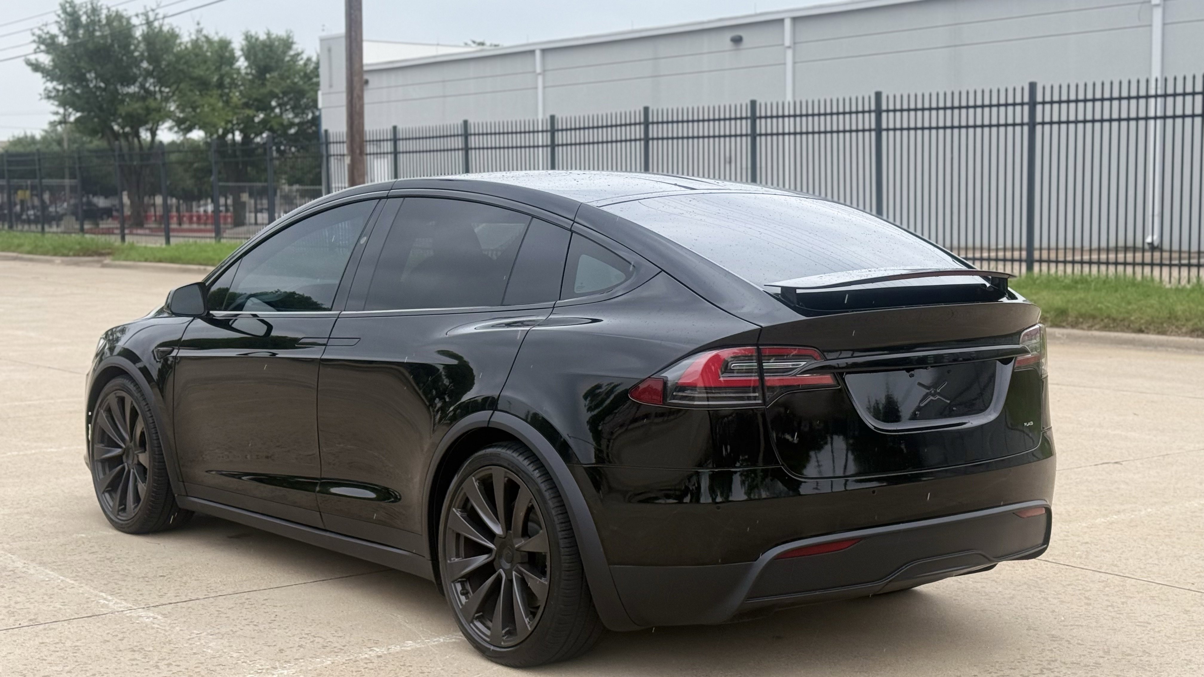 Used 2022 Tesla Model X Plaid AWD/4WD image 9