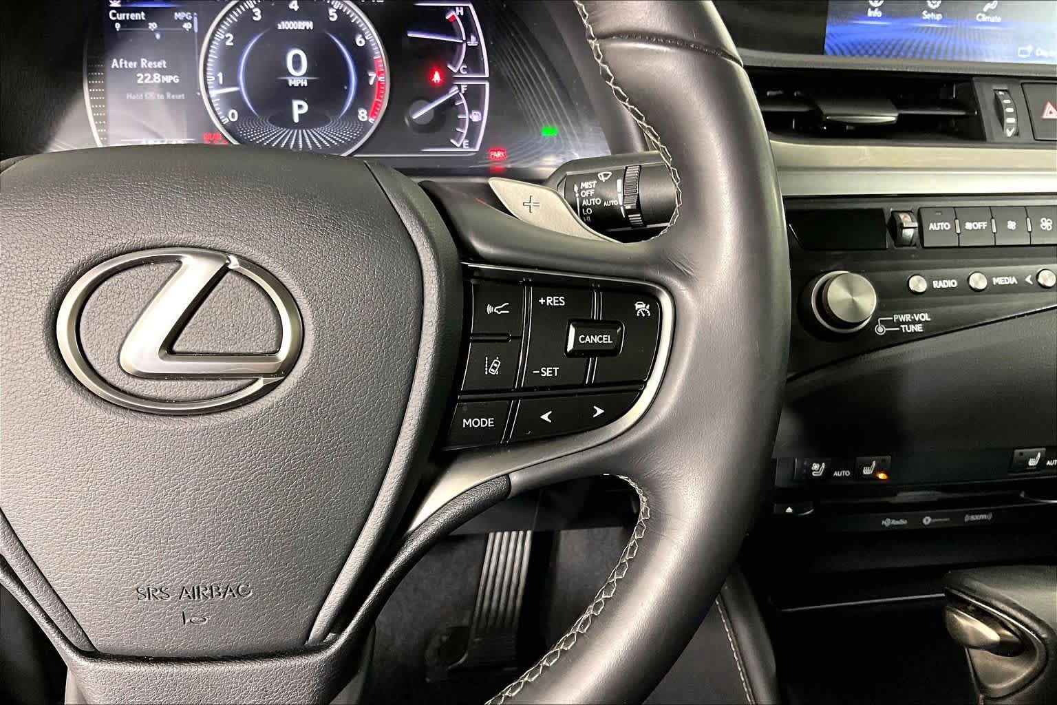 Used 2021 Lexus ES 350 w/ Premium Package FWD image 22